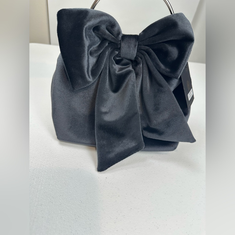 NWT HOUSE OF HARLOW 1960 VELVET‎ BOW HANDBAG PURSE CLUTCH CROSSBODY BLACK